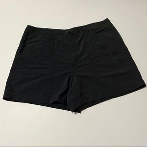 Royal Robbins Women’s Black Shorts Size 18